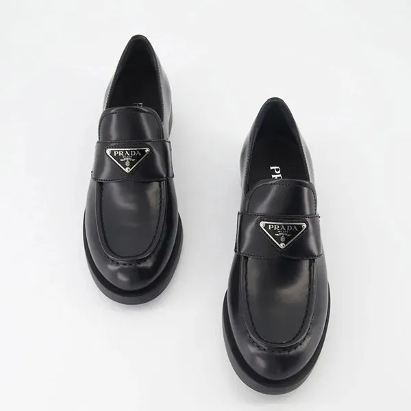 Giày Lười Nữ Prada Brushed Leather Loafers Màu Đen Size 35.5