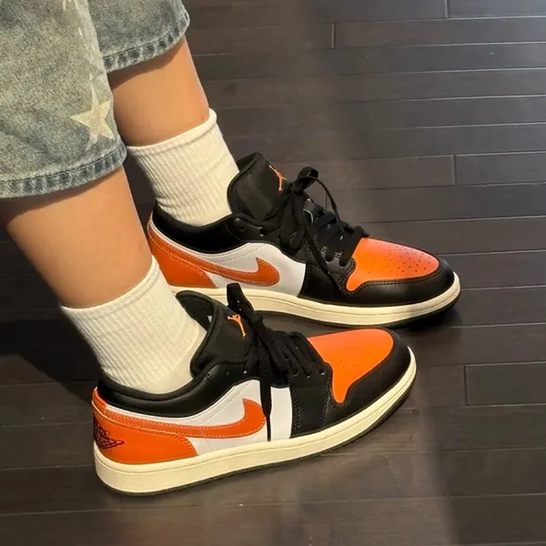 Giày Thể Thao Nam Nike Air Jordan 1 Low ‘Shattered Backboard’ 553558-081 Màu Đen Size 40
