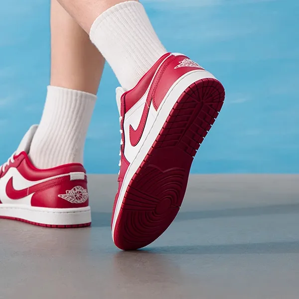 Giày Thể Thao Nike Air Jordan 1 Low Red White 553558-166 Màu Đỏ Trắng Size 40.5