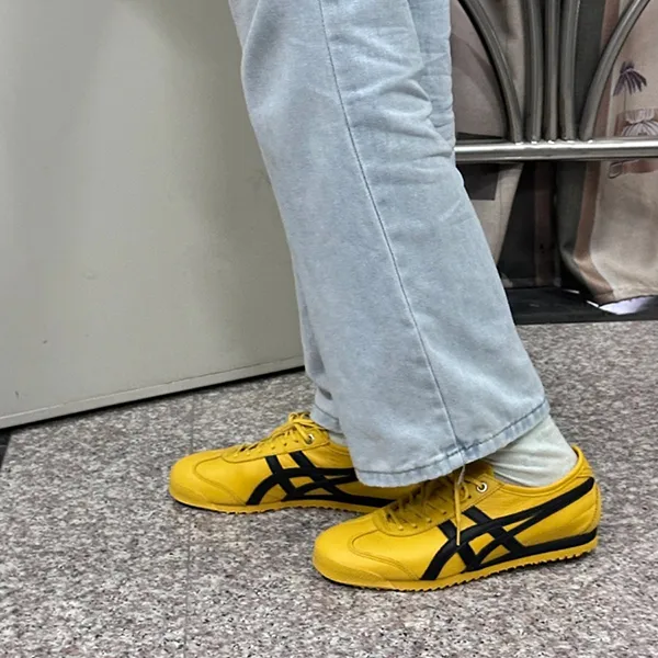 Giày Thể Thao Onitsuka Tiger Mexico 66 SD Kill Bill – Yellow Midsole 1183A872-752 Màu Đen Vàng Size 41.5