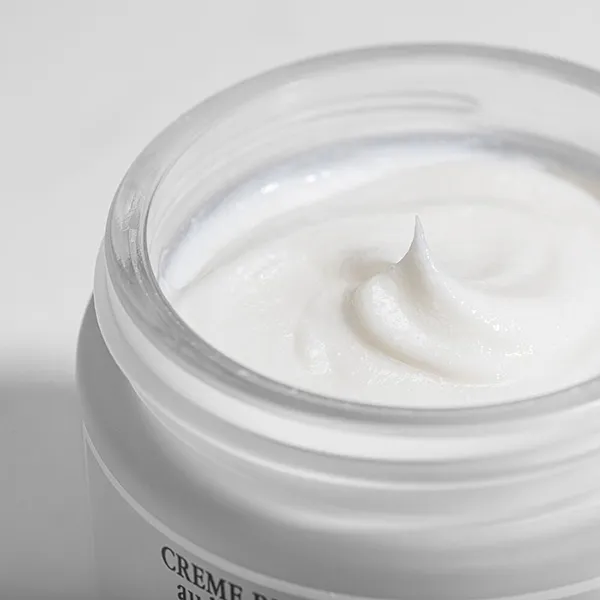 Kem Dưỡng Hỗ Trợ Phục Hồi Và Làm Dịu Da Sisley Paris Restorative Facial Cream Day & Night Jar 50ml