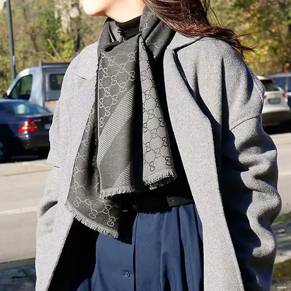 Khăn Choàng Gucci GG Wool Jacquard Scarf 2819423G7041062 Màu Xám Đen