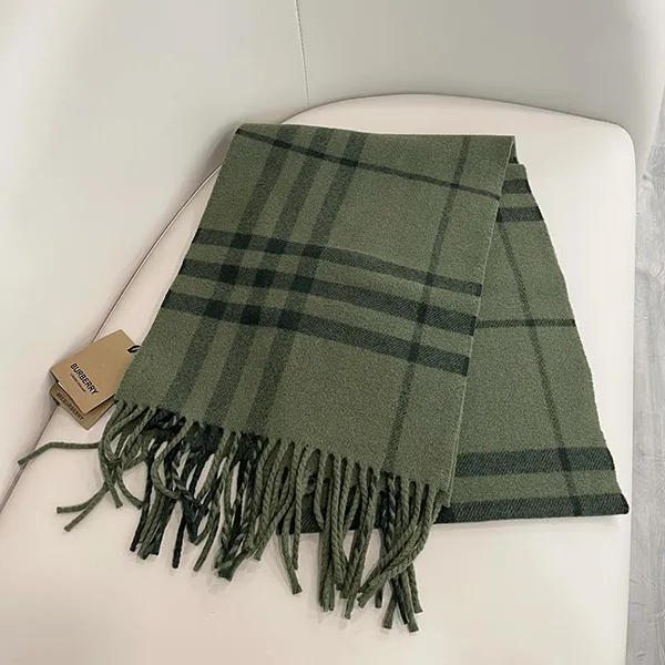 Khăn Quàng Cổ Burberry Check Scarf Màu Khaki