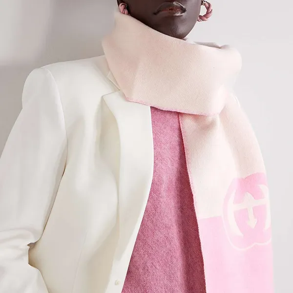 Khăn Quàng Cổ Nữ Gucci Wool Cashmere Scarf With Interlocking G Màu Hồng