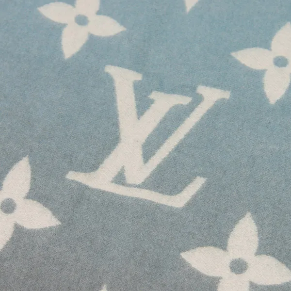 Khăn Quàng Cổ Louis Vuitton LV Scarf M70868 Wool Light Blue/Pink Màu Xanh Phối Hồng