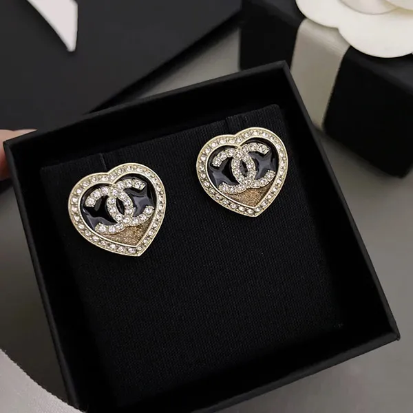 Khuyên Tai Nữ Chanel CC Logo Heart Earrings Màu Vàng