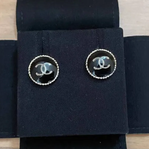 Khuyên Tai Nữ Chanel Coco Mark Earrings In Black And Gold Màu Đen Vàng