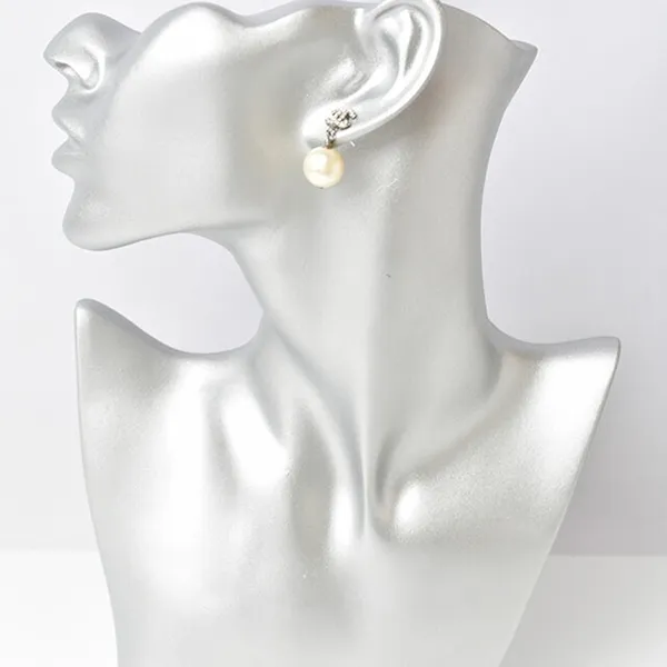 Khuyên Tai Nữ Chanel Swing Coco Mark Rhinestone Pearl Earrings Màu Bạc