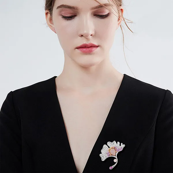 Pin Cài Áo Nữ Meri Ginkgo Grace BR900 Màu Tím/Trắng