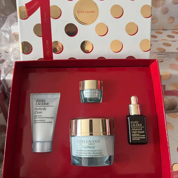 Set Dưỡng Da Estée Lauder 4-PC DayWear Moisturizer Skincare 4 Món