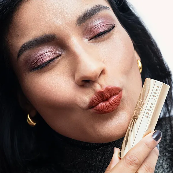 Son Bobbi Brown Limited Edition Holiday Luxe Lip Colour Sweet Cherry Màu Đỏ Cam Đất