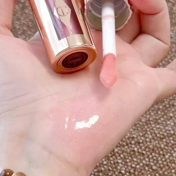 Son Bóng Charlotte Tilbury Big Lip Plumpgasm Strawberry Chocolate Màu Hồng Nâu