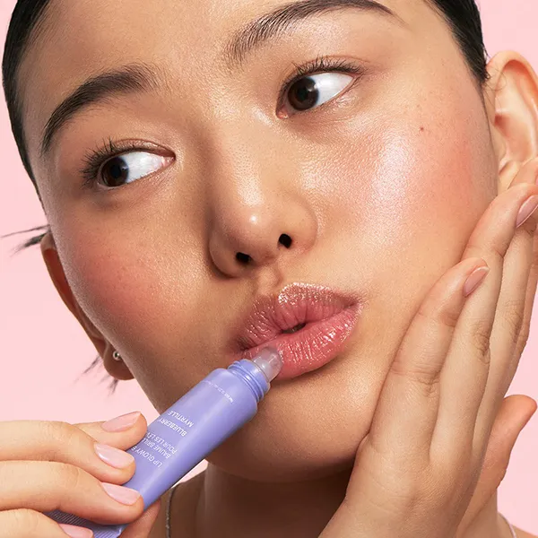 Son Dưỡng Laneige Lip Glowy Balm - Blueberry 10g