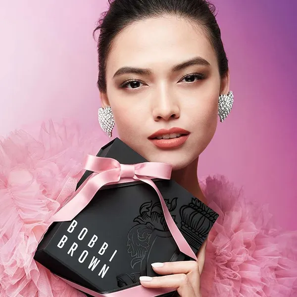 Son Kem Bobbi Brown Luxe Matte Lipstick 64 Afternoon Tea Màu Cam Trà Sữa (Vỏ Vàng)