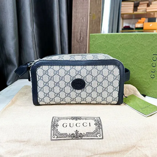 Túi Cầm Tay Nam Gucci Toiletry Case With Interlocking G Màu Xanh Be