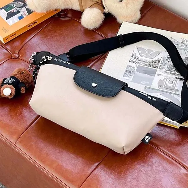 Túi Đeo Chéo Guoo Bear GU1324-20030 Màu Đen Be