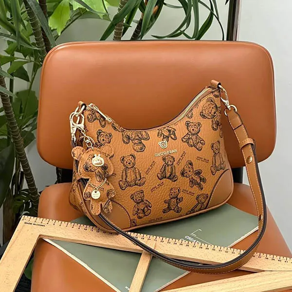 Túi Đeo Vai Nữ Guoo Bear Bag GU1257-2920 Màu Nâu