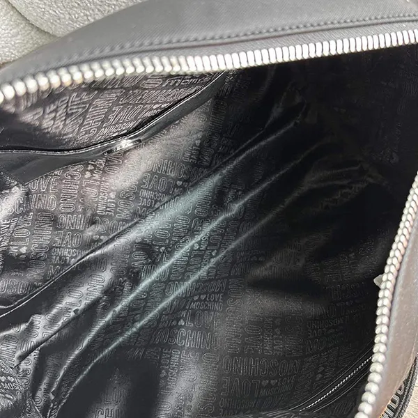 Túi Du Lịch Unisex Love Moschino Tape Bag Fantasy Nero Màu Đen