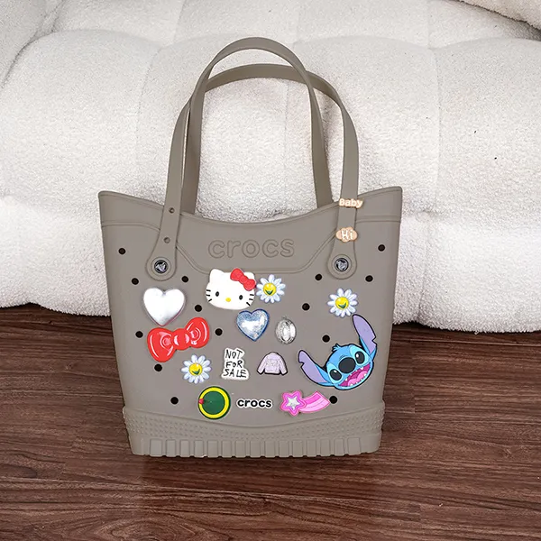 Túi Tote Nữ Crocs Classic Medium Woman Tote Bag Charm - Kitty Taupe Màu Nâu Xám