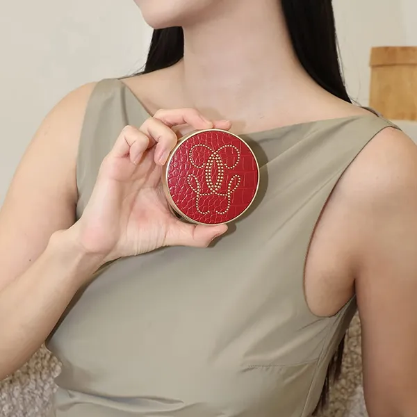 Vỏ Hộp Phấn Nước Guerlain Parure Gold Cushion An Exclusive Customisable And Refillable Jewel Case Le Croco Màu Đỏ