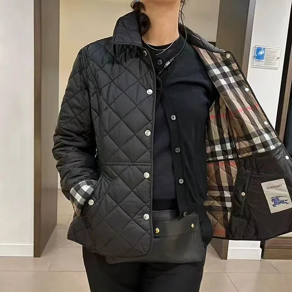 Áo Khoác Nữ Burberry Trám BBR Màu Đen Size S