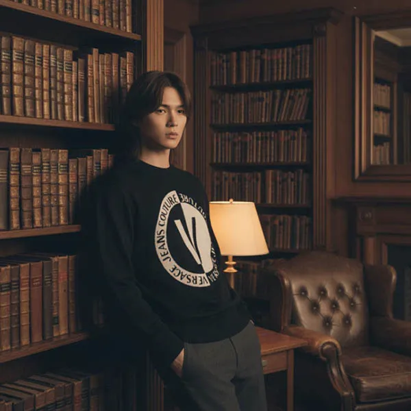 Áo Len Nam Versace Jeans Couture 74GAFM02 CM06H Z85 Màu Đen Size S