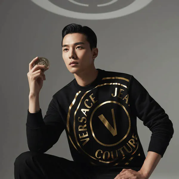 Áo Nỉ Versace Jeans Couture 72GAIT16 CF01O G89 Màu Đen Size S