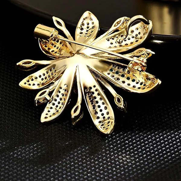 Cài Áo Nữ Meri Floral Sunshine BR916 Màu Vàng