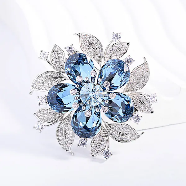 Cài Áo Nữ Meri Winter Flower BR939 Màu Xanh Bạc