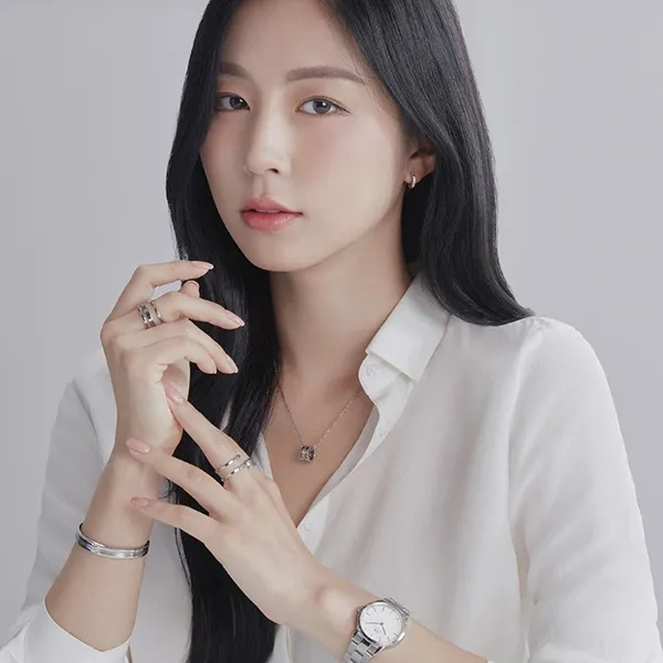 Dây Chuyền Daniel Wellington Elan DW00400159 Màu Bạc