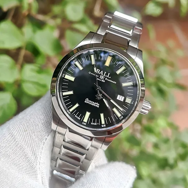 Đồng Hồ Nam Ball Engineer III Marvelight Chronometer 40mm NM2032C-S1C-BK Màu Bạc Đen