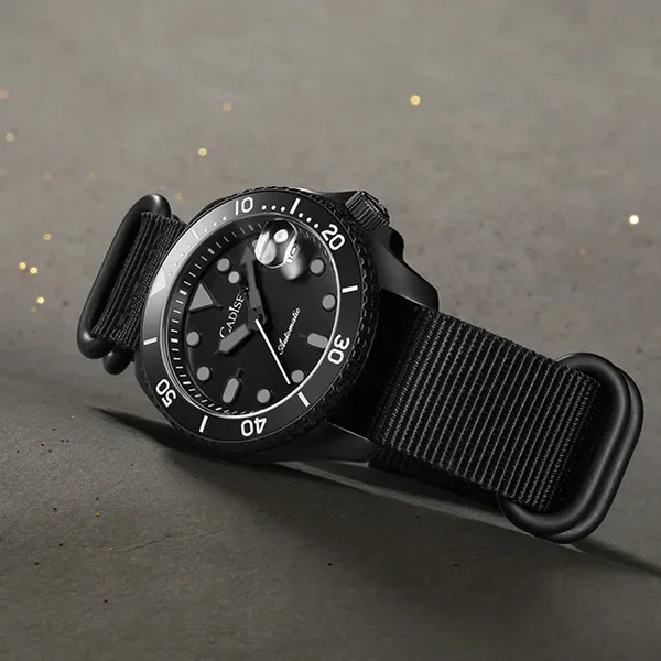 Đồng Hồ Nam Cadisen Diver Mechanical Watch Nylon Black C8220G-S1 Màu Đen