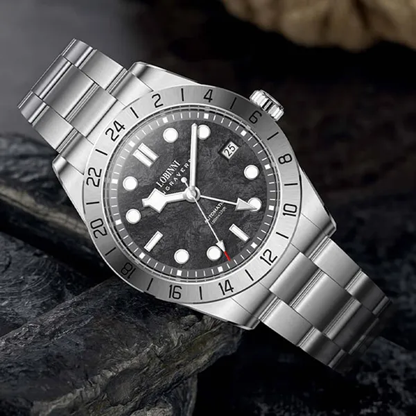 Đồng Hồ Nam Lobinni LB19025G-T1 Màu Đen Bạc