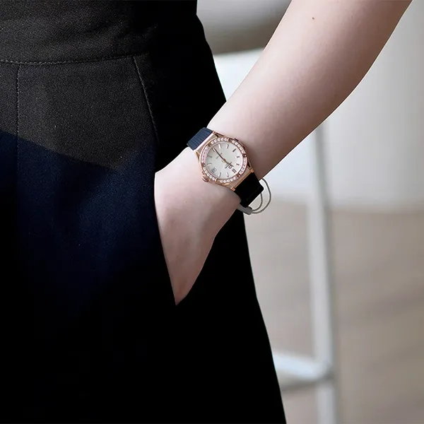 Đồng Hồ Nữ Carnival Fusion Quartz Watch 8168L2-VH-DCS-T Màu Đen/Trắng