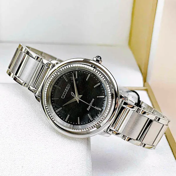 Đồng Hồ Nữ Citizen Eco-Drive EM1100-84H Màu Bạc Đen