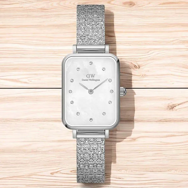 Đồng Hồ Nữ Daniel Wellington Quadro Lumine Pressed Piano DW00100580 Màu Bạc