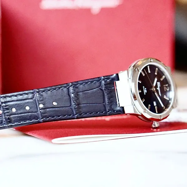 Đồng Hồ Nữ Salvatore Ferragamo F-80 Classic Ladies Watch 34mm Màu Xanh Navy