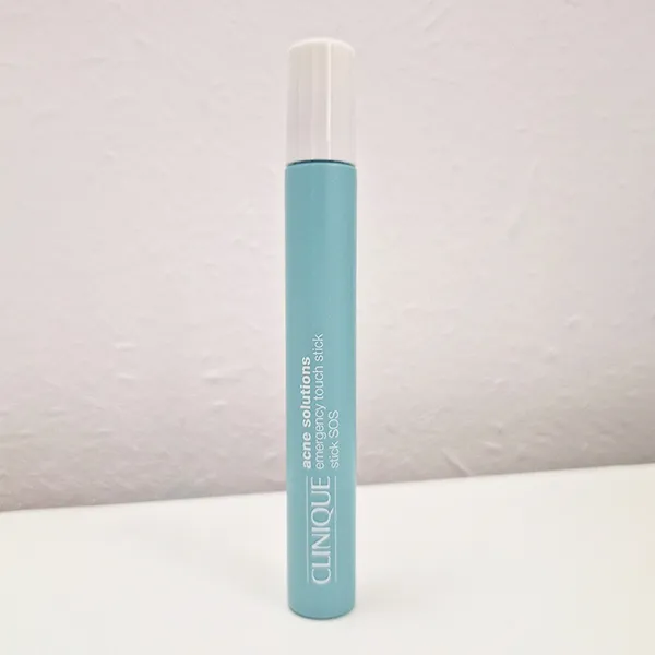 Gel Chấm Hỗ Trợ Giảm Mụn Clinique Clinique Acne Solutions 15ml (Batch Code: A64)