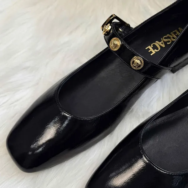 Giày Bệt Nữ Versace Metallic-Buckle Flat Retro Black Patent 1020751 1A10080 1B00V Màu Đen Size 35
