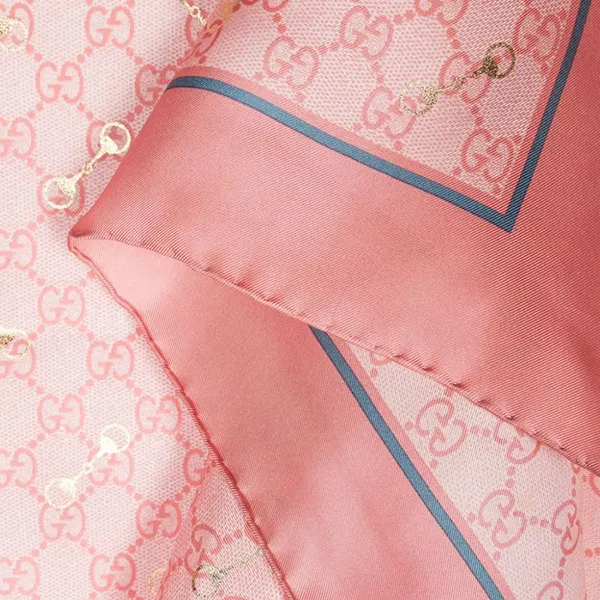 Khăn Lụa Nữ Gucci GG Print Silk Scarf Màu Hồng