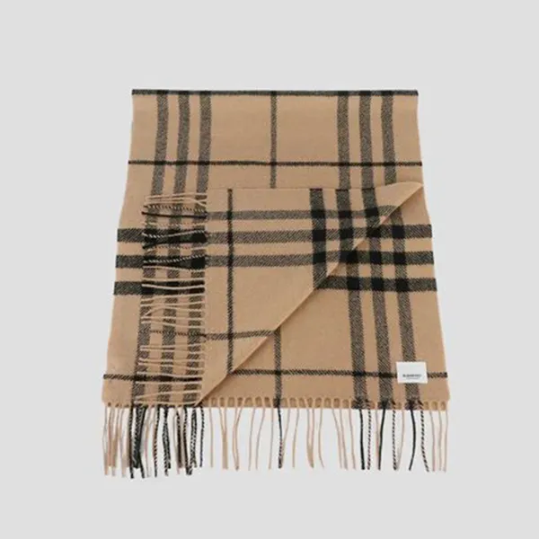 Khăn Quàng Cổ Burberry Giant Check Wool Scarf 8094281 Màu Camel