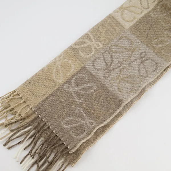Khăn Quàng Cổ Loewe Beige Patch Work Cashmere Scarf With Tassel Detail Màu Be Nâu