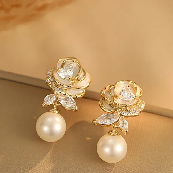 Khuyên Tai Nữ Jessica Pearl Graceful Rose JE56 Màu Vàng