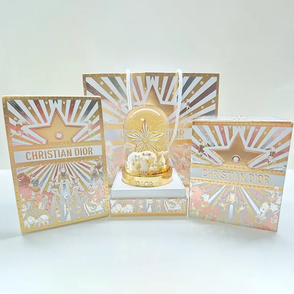 Mô Hình Quả Cầu Dior Platinum Holiday Snow Globe 2025 Màu Vàng