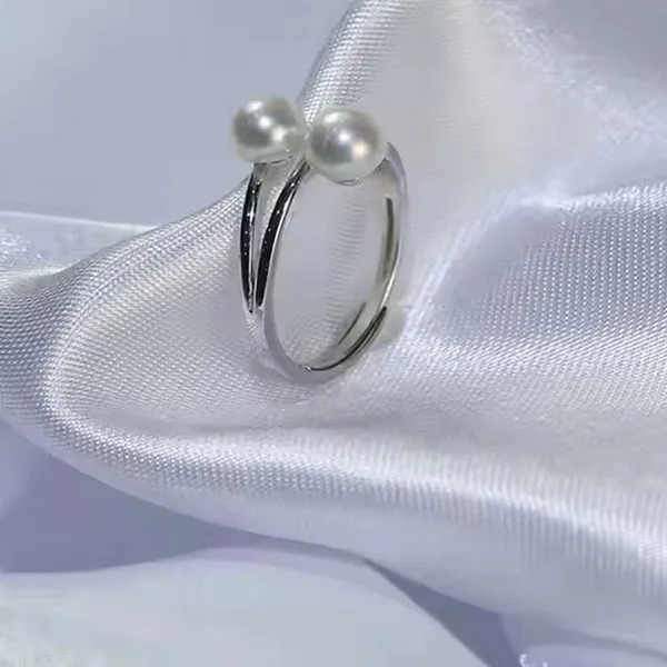 Nhẫn Nữ Jessica Pearl Endless Loop JR12 Màu Bạc