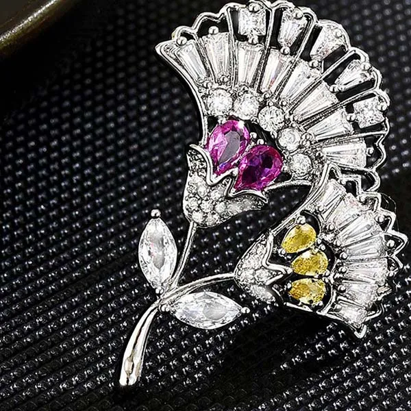 Pin Cài Áo Nữ Meri Sparkling Celosia BR899 Màu Bạc