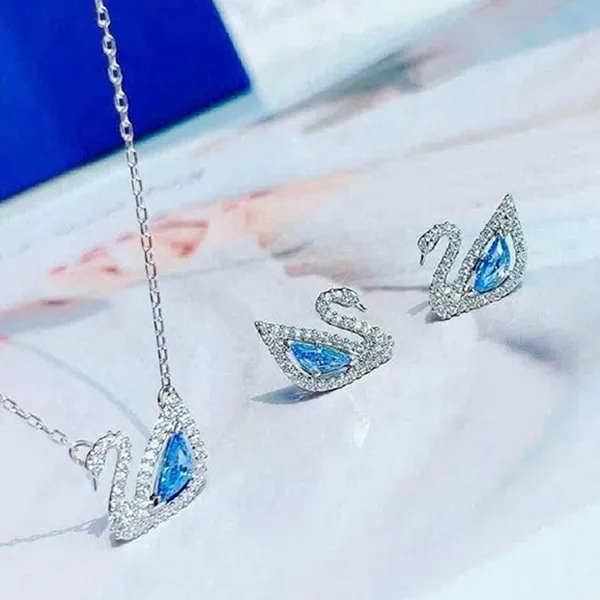 Set Dây Chuyền Và Khuyên Tai Nữ Swarovski Dazzling Swan Blue Swan Earrings And Necklace 5521471 Màu Bạc Xanh