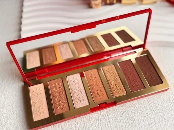 Set Dưỡng Da Estée Lauder 12-Piece Holiday Blockbuster Favourites Beauty Gift 12 Món