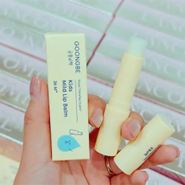 Son Dưỡng Mềm Môi Cho Bé Trai Goongbe Kids Color Lip Balm Mild Không Màu (Từ 36M+)