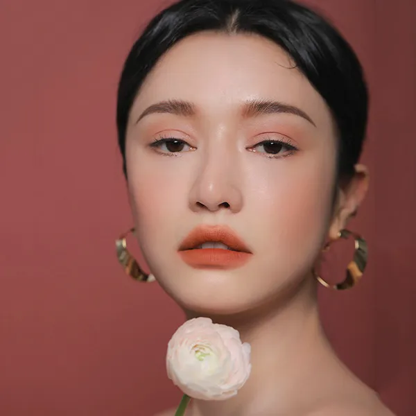 Son Kem 3CE Blur Water Tint Màu Bake Beige Cam Cháy